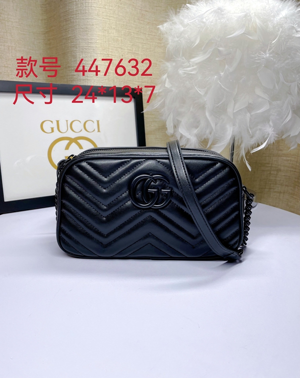 激安グッチバッグコピー正面デザイン